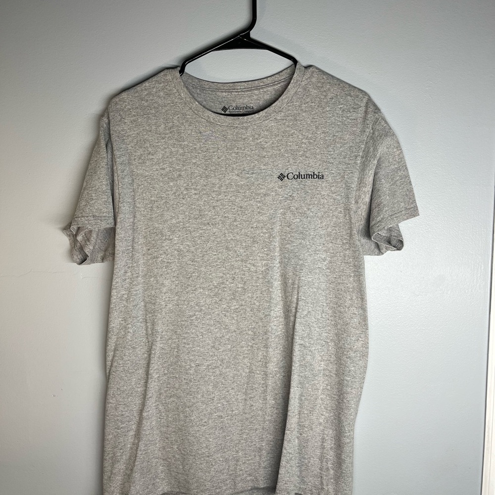 Columbia Gray Short Sleeve Tee Crew Neck Size Medium
